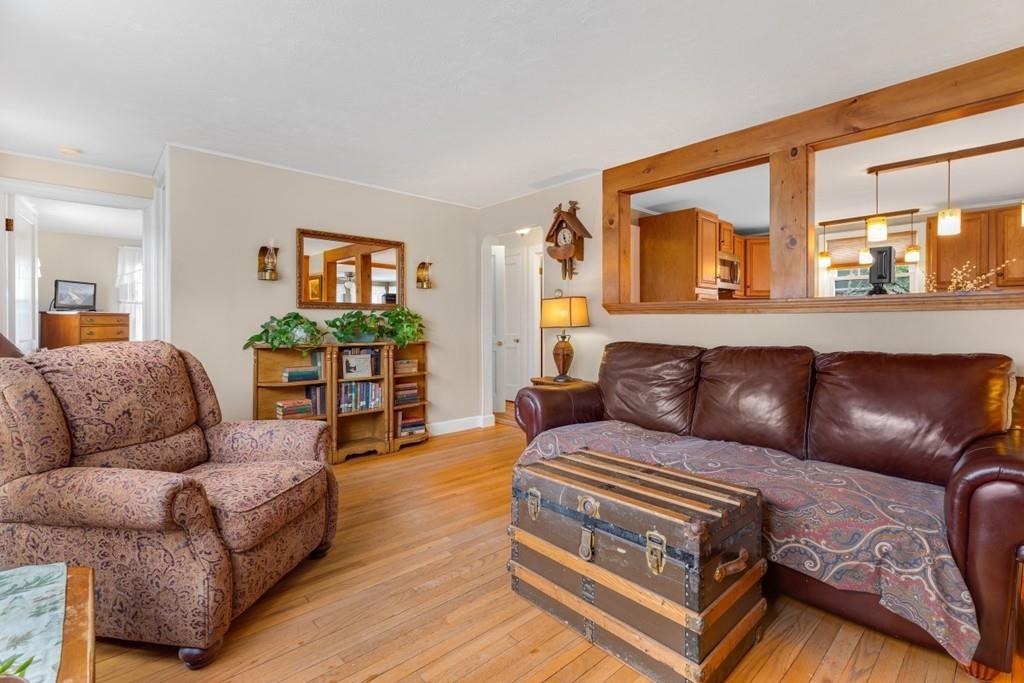 27 Saxony Road Framingham, MA 01701 - Photo 11 of 36 Gallery Image 11