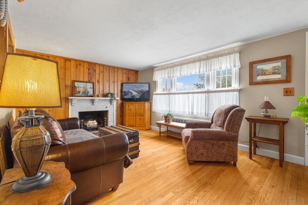 27 Saxony Road Framingham, MA 01701 - Photo 12 of 36 Gallery Image 12