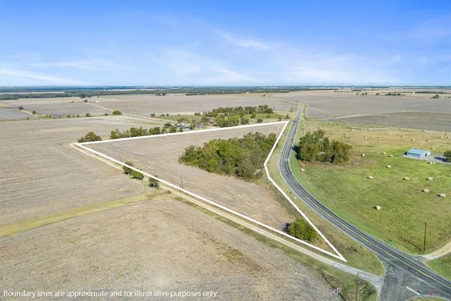 a view of an outdoor space and tennis court