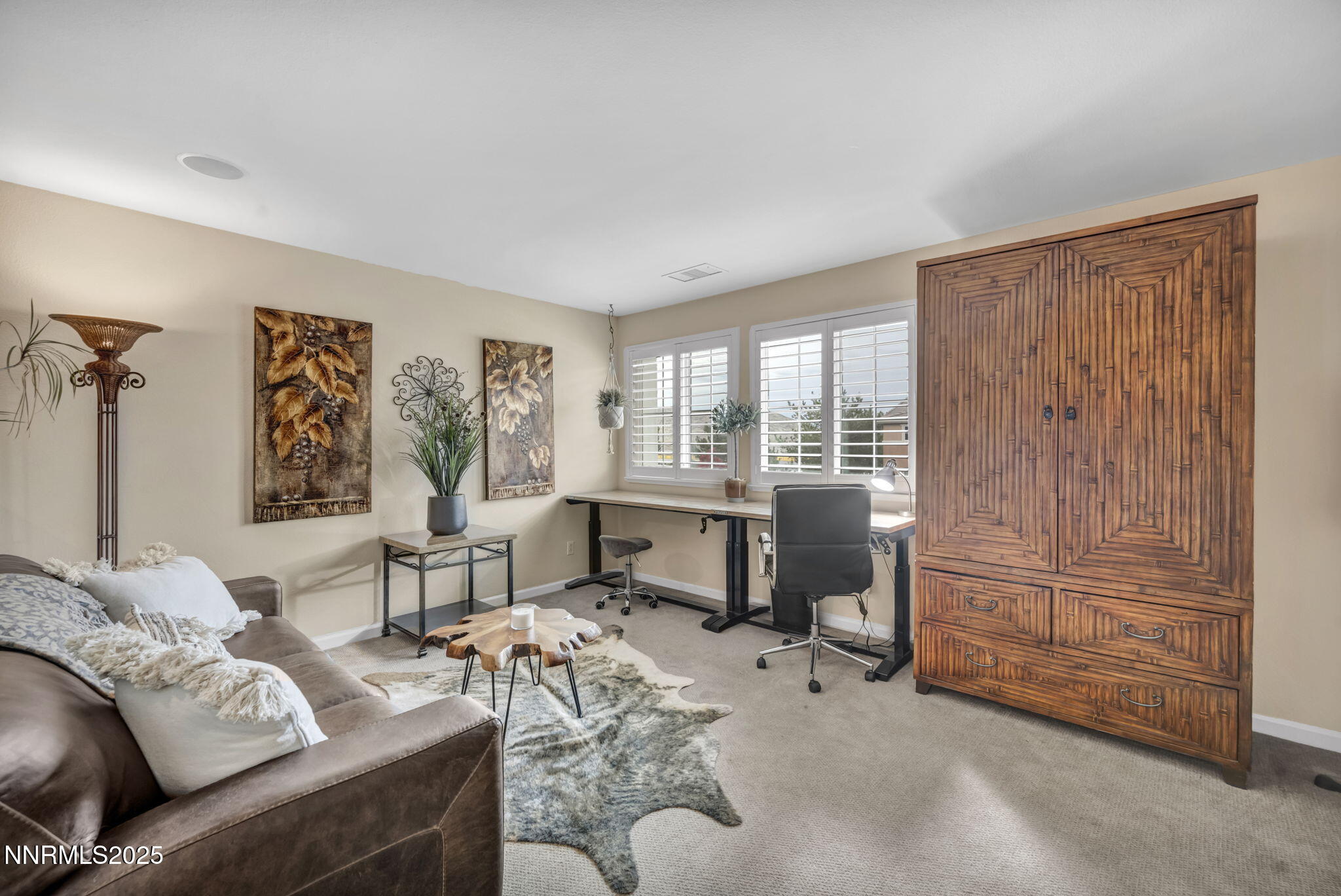 2010 Angel Ridge Drive Reno, NV 89521 - Photo 24 of 48 large-019a1788-5eec-7243-b873-1254384bec