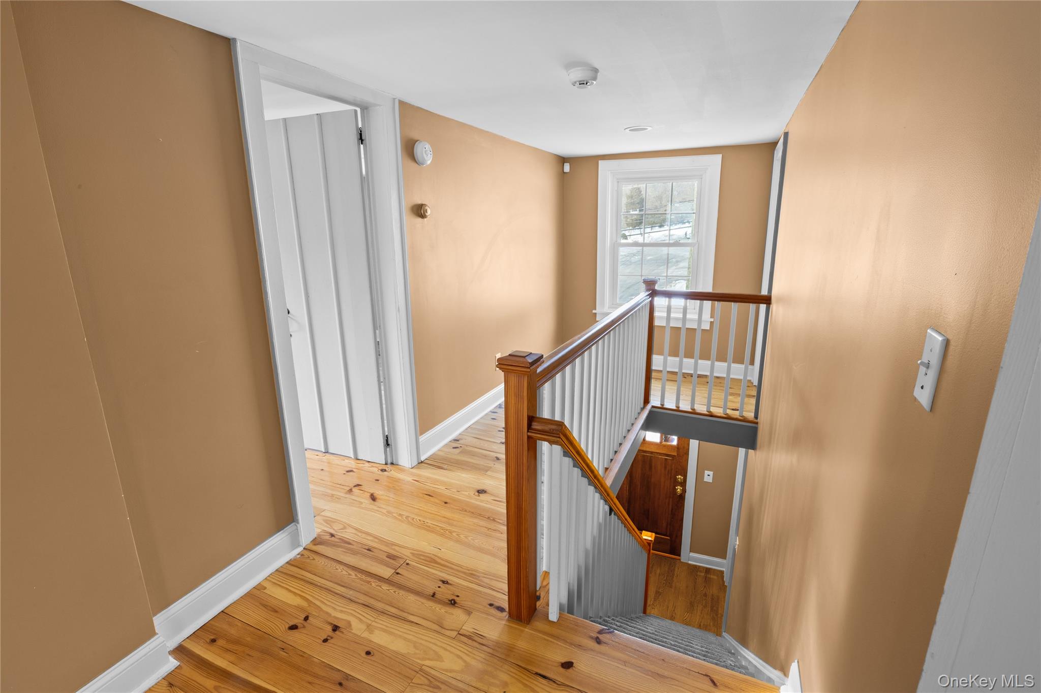 232 North Country Road Mount Sinai, NY 11766 - Photo 13 of 43