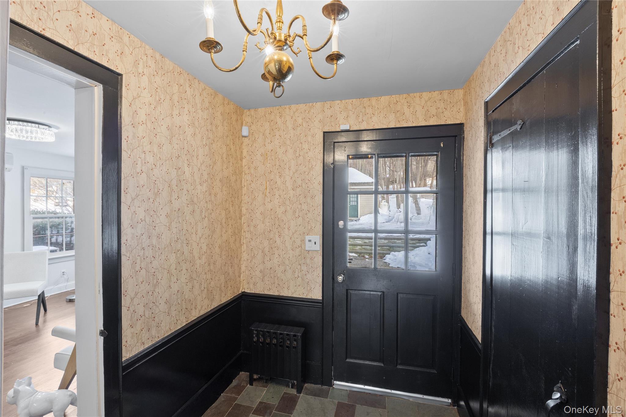 232 North Country Road Mount Sinai, NY 11766 - Photo 16 of 43