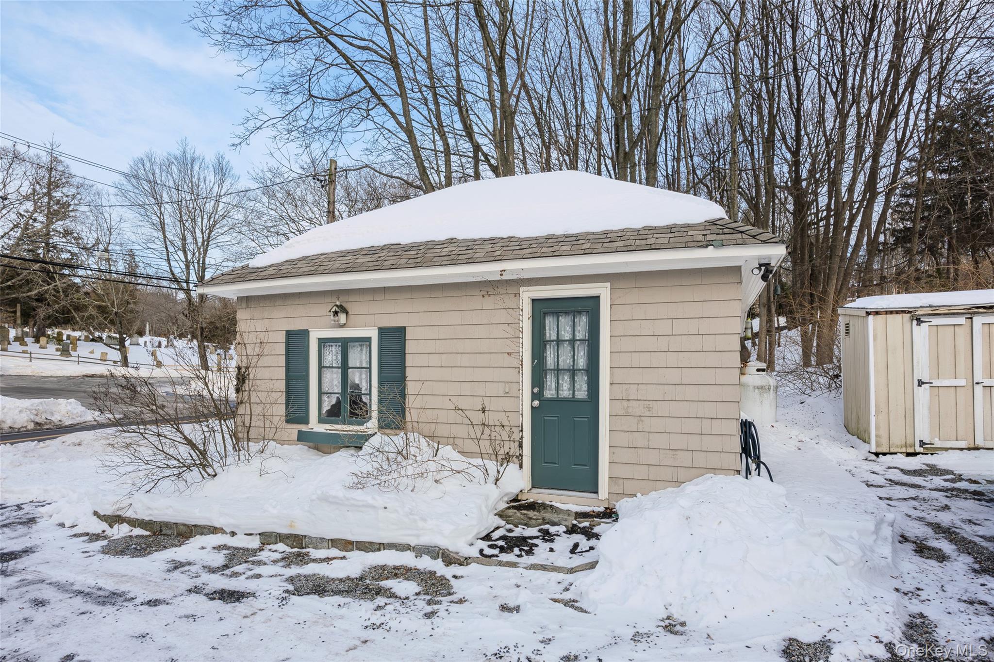 232 North Country Road Mount Sinai, NY 11766 - Photo 22 of 43