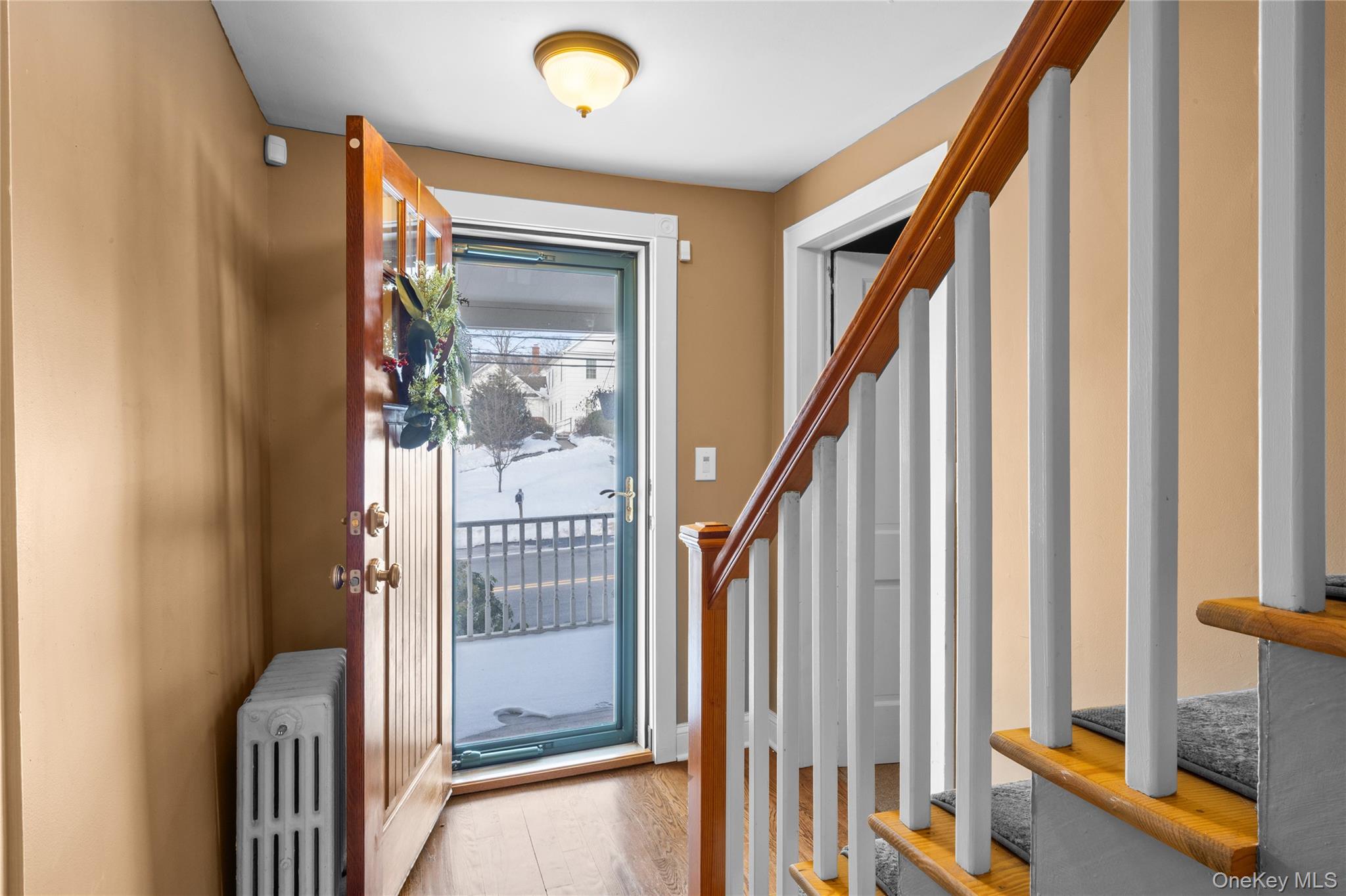 232 North Country Road Mount Sinai, NY 11766 - Photo 3 of 43