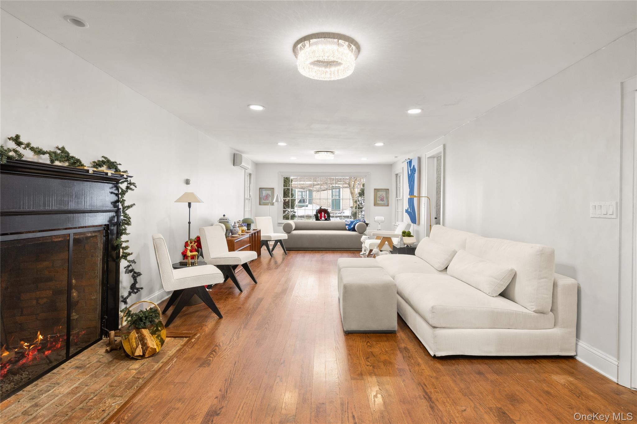 232 North Country Road Mount Sinai, NY 11766 - Photo 8 of 43