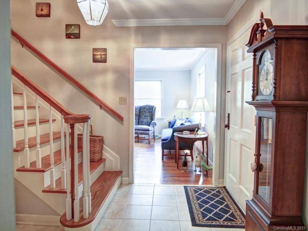 6410 Sardis Road, Unit 4 Charlotte, NC 28270 - Photo 3 of 24 Gallery Image 3