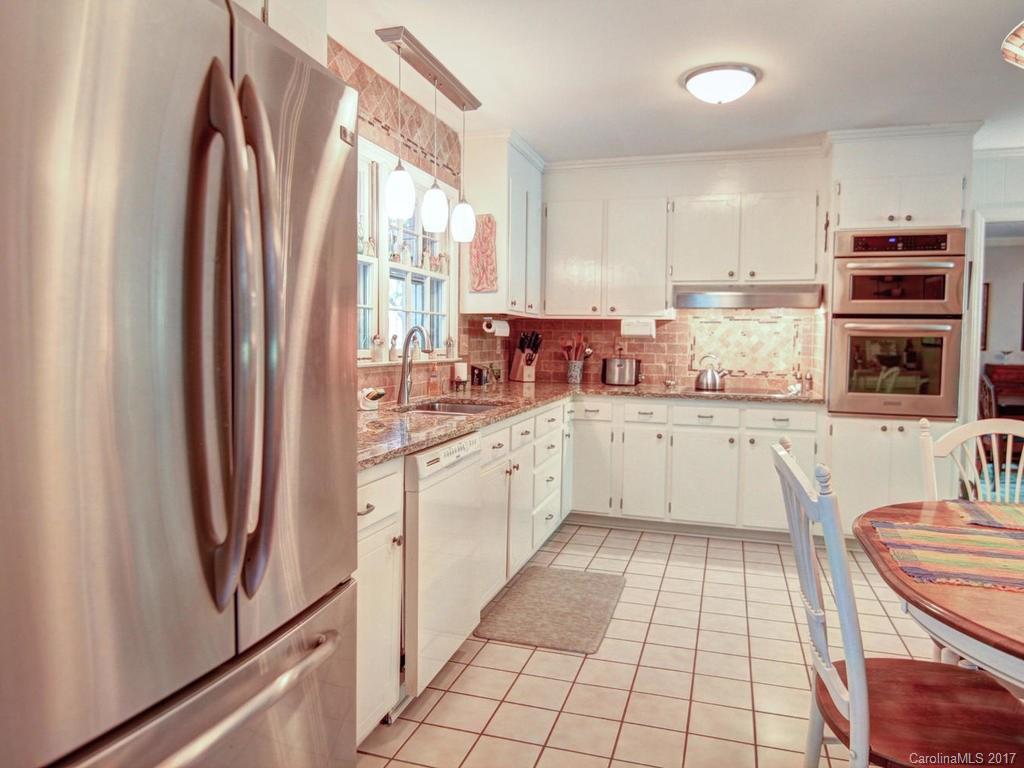 6410 Sardis Road, Unit 4 Charlotte, NC 28270 - Photo 9 of 24 Gallery Image 9