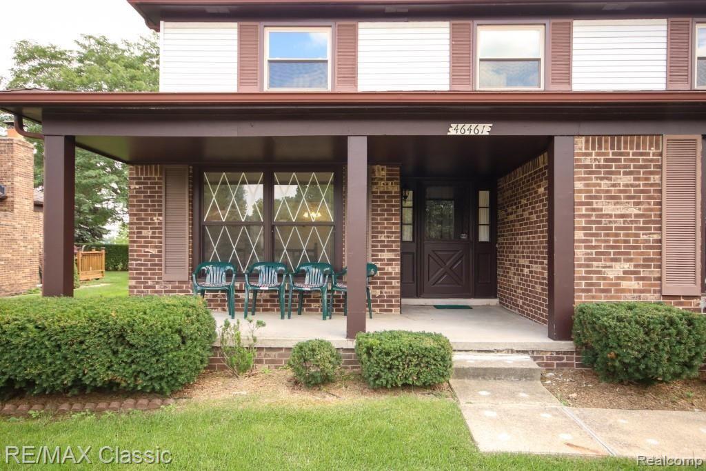 46461 Strathmore Road Plymouth, MI 48170 - Photo 4 of 59 IMG_7047 (Custom).jpg