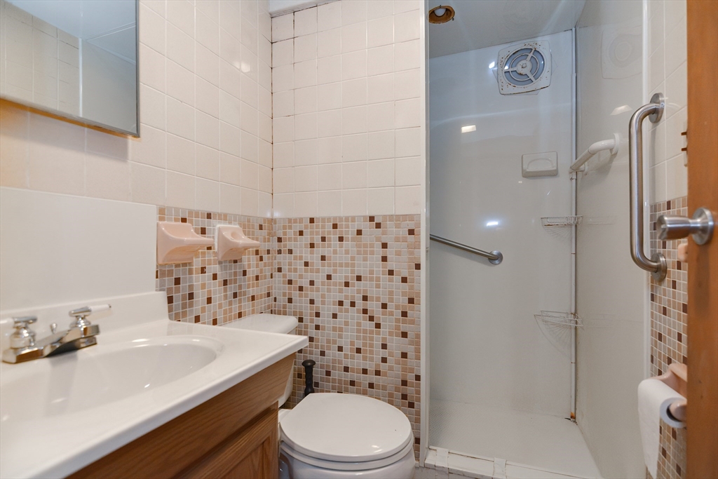 36 Fairlane Road Boston, MA 02132 - Photo 16 of 22 Gallery Image 16