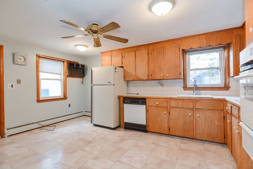 36 Fairlane Road Boston, MA 02132 - Photo 4 of 22 Gallery Image 4