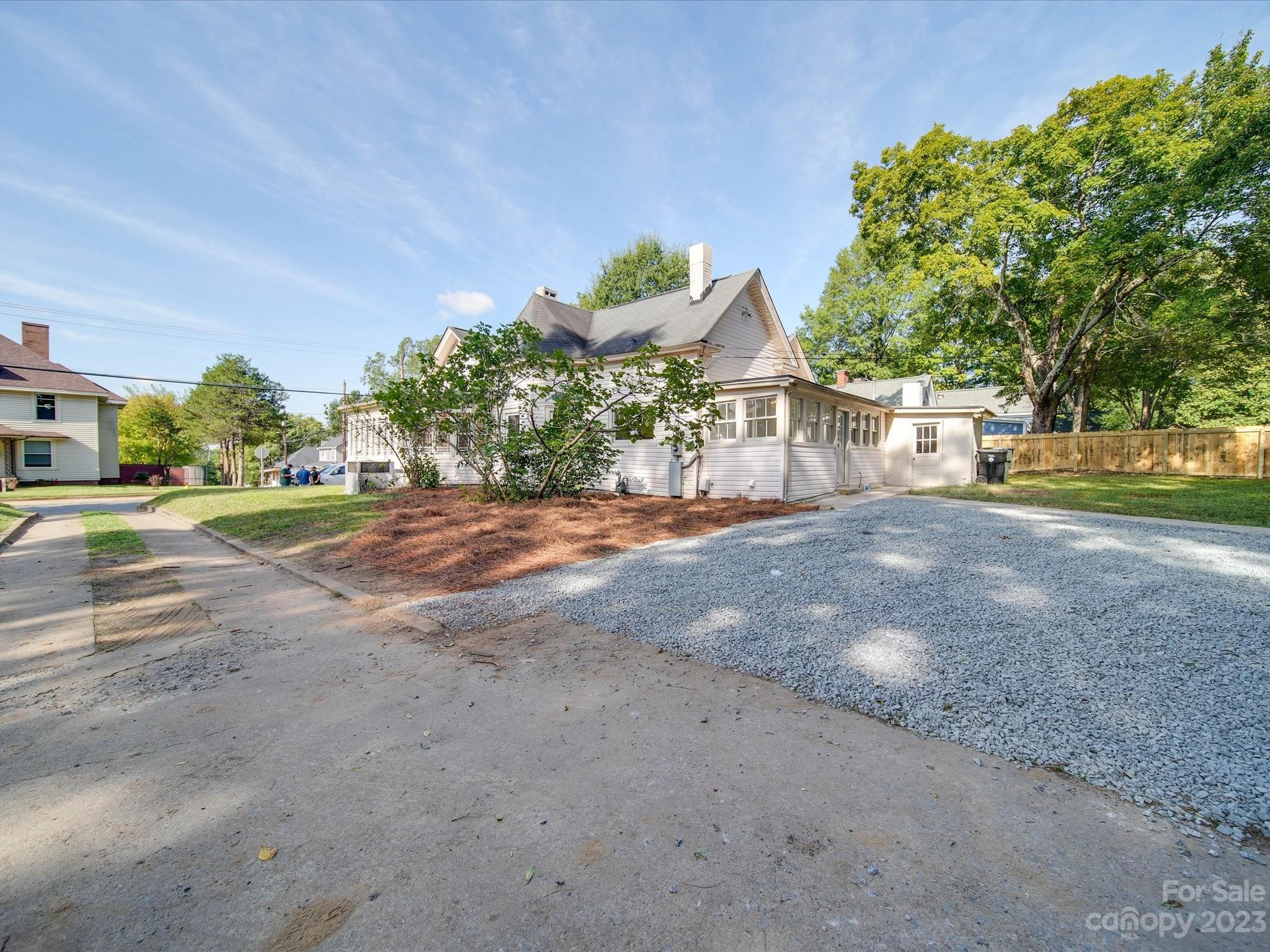 167 Spring Street Southwest Concord, NC 28025 - Photo 10 of 35 Gallery Image 10