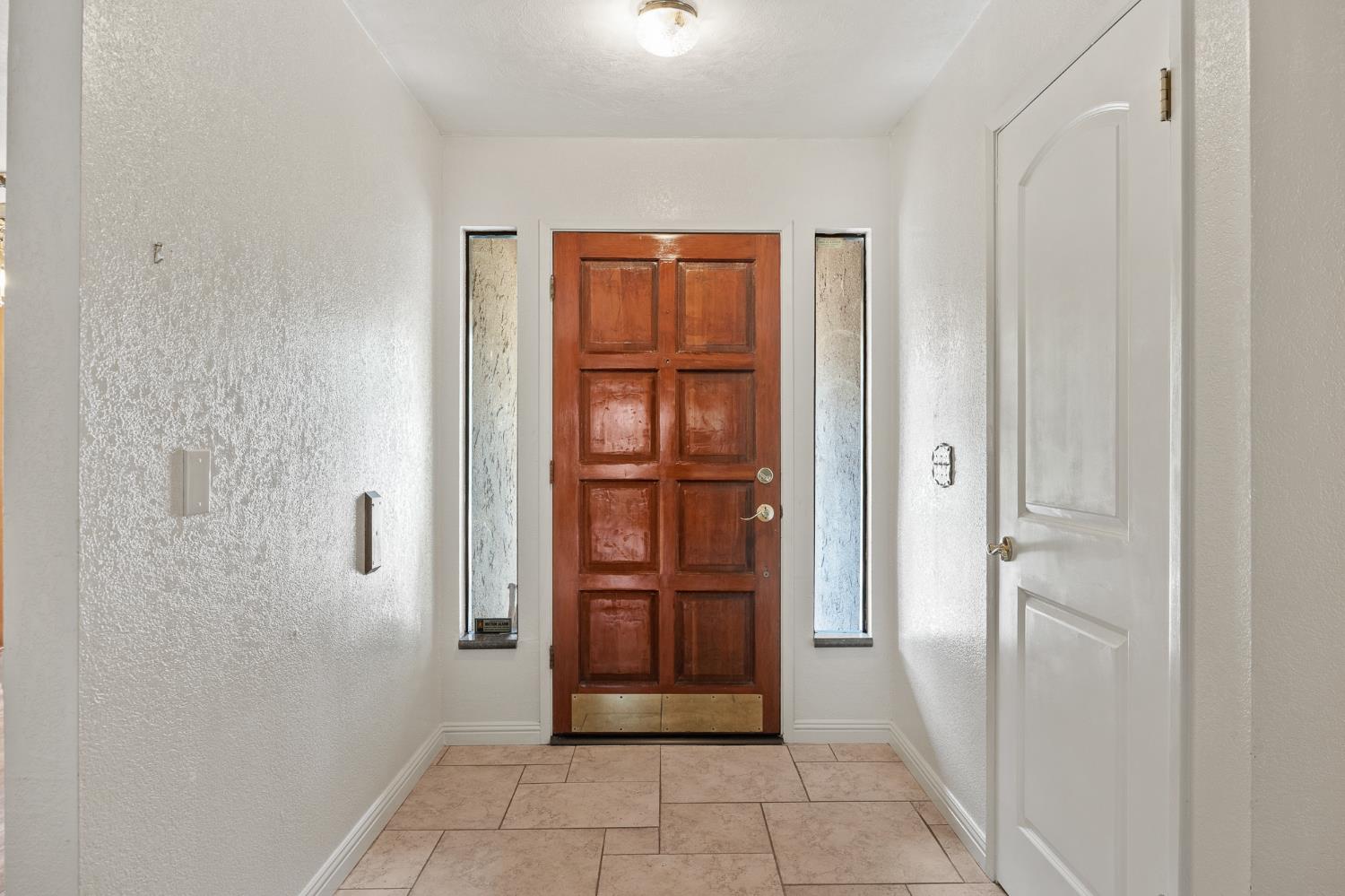 2179 Rall Avenue Clovis, CA 93611 - Photo 36 of 54 a view of front door