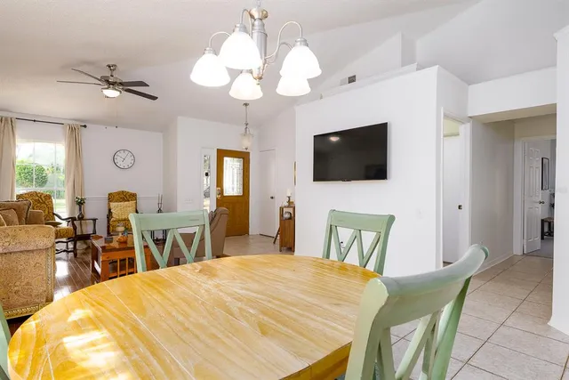 $400,000 | 254 Oak Park Place, Casselberry, FL 32707