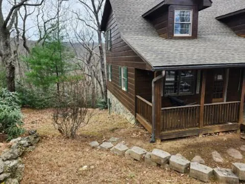 $284,000 | 102 Flint Ridge Trail, Fancy Gap, VA 24328