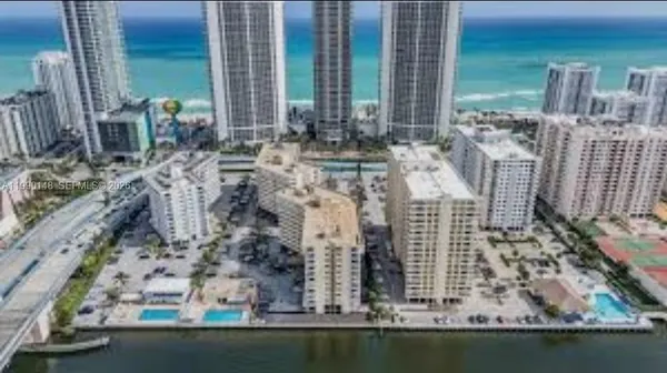 $2,195 | 1825 South Ocean Drive, Unit 611, Hallandale Beach, FL 33009