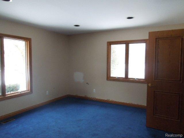 7565 Taft Road Romeo, MI 48065 - Photo 11 of 21 12-26 017.jpg