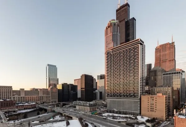 $2,150 | 235 West Van Buren Street, Unit 3420, Chicago, IL 60607