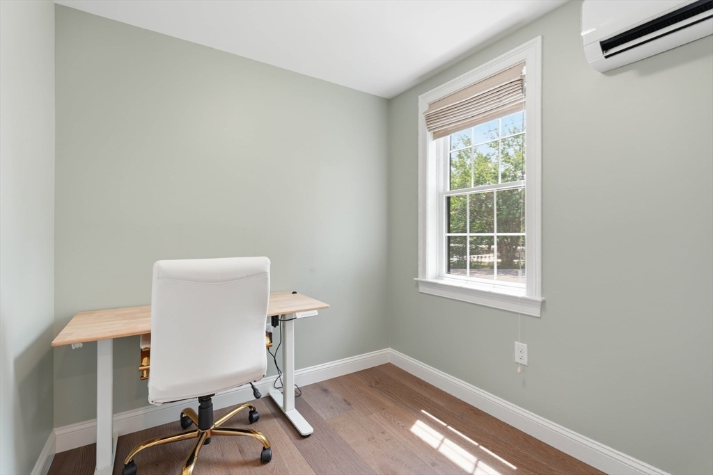 43 Needham Road, Unit 2 Danvers, MA 01923 - Photo 22 of 35