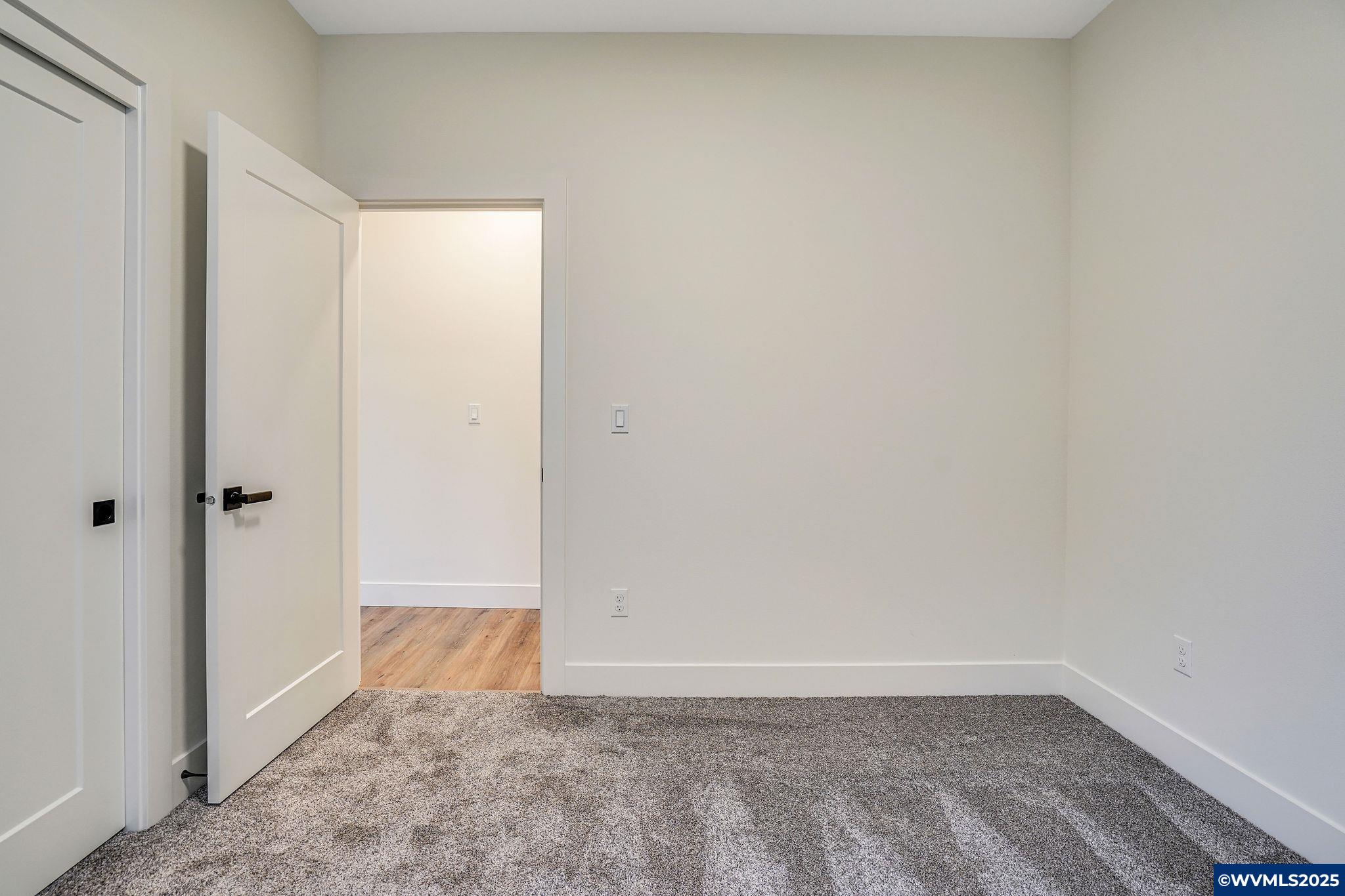 5270 Countryside Street Northeast Salem, OR 97305 - Photo 38 of 44
