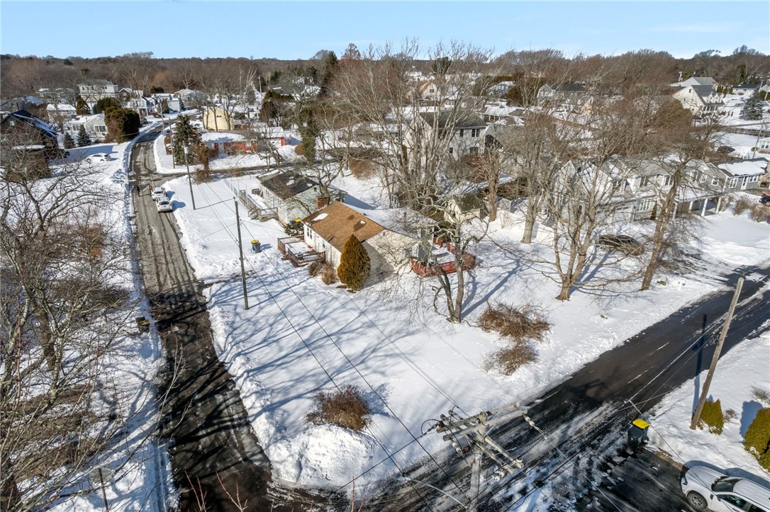 8 Anchorage Road Narragansett, RI 02882 - Photo 18 of 24