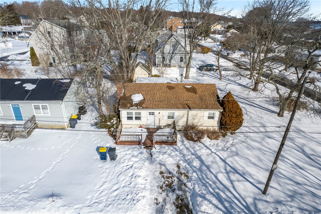 8 Anchorage Road Narragansett, RI 02882 - Photo 4 of 24