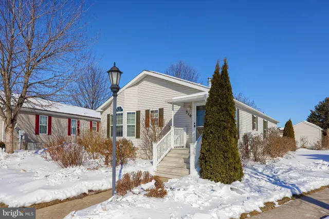 $168,800 | 310 Summers Drive, Lancaster, PA 17601