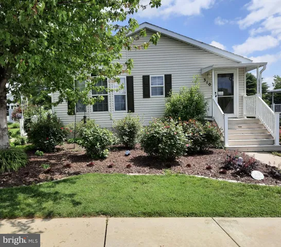 $168,800 | 310 Summers Drive, Lancaster, PA 17601