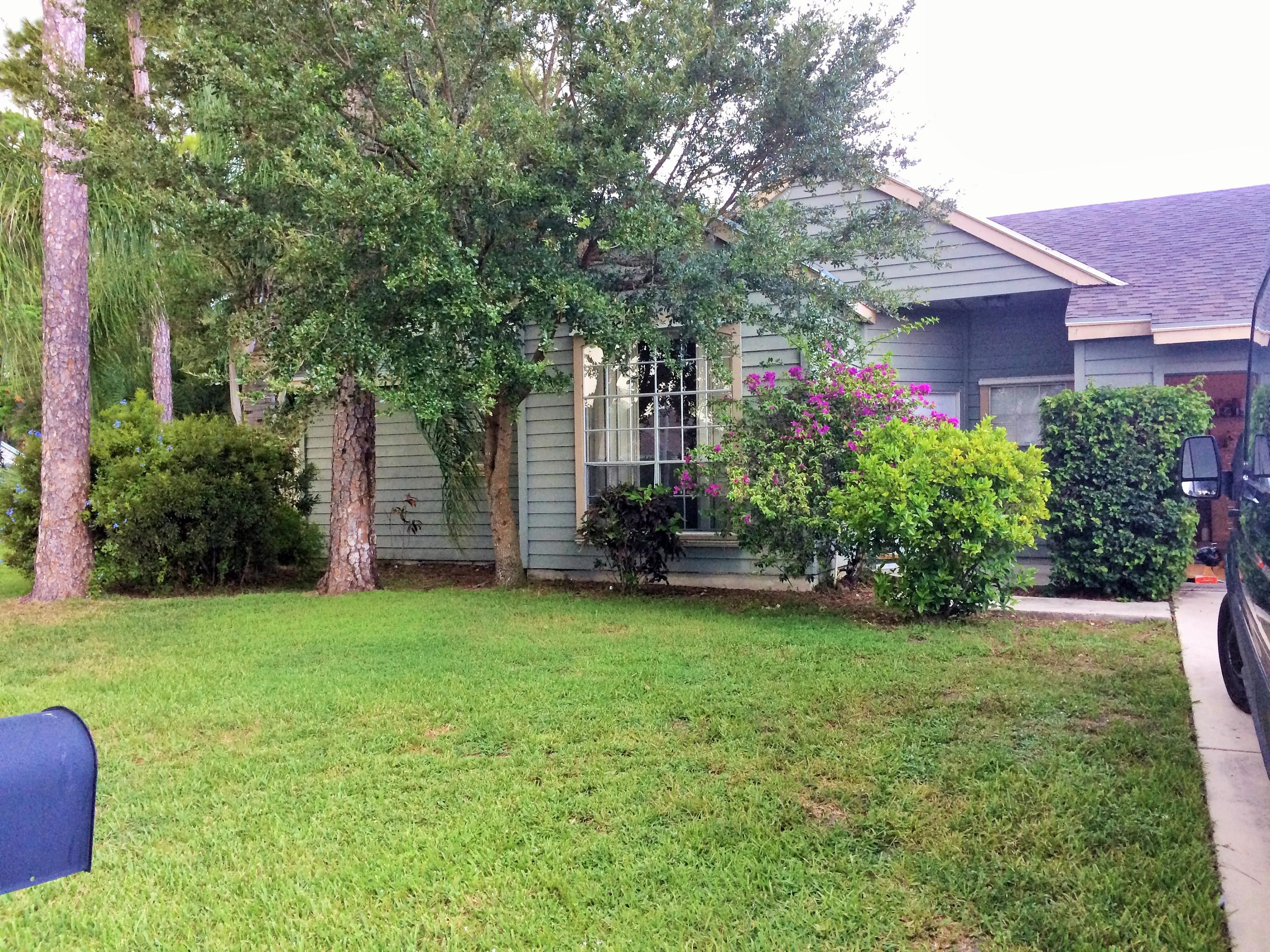 1014 Aviary Road Wellington, FL 33414 - Photo 1 of 5 IMG_2663 (2)