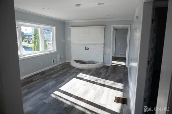 $469,000 | 101 Perry Street, Keyport, NJ 07735