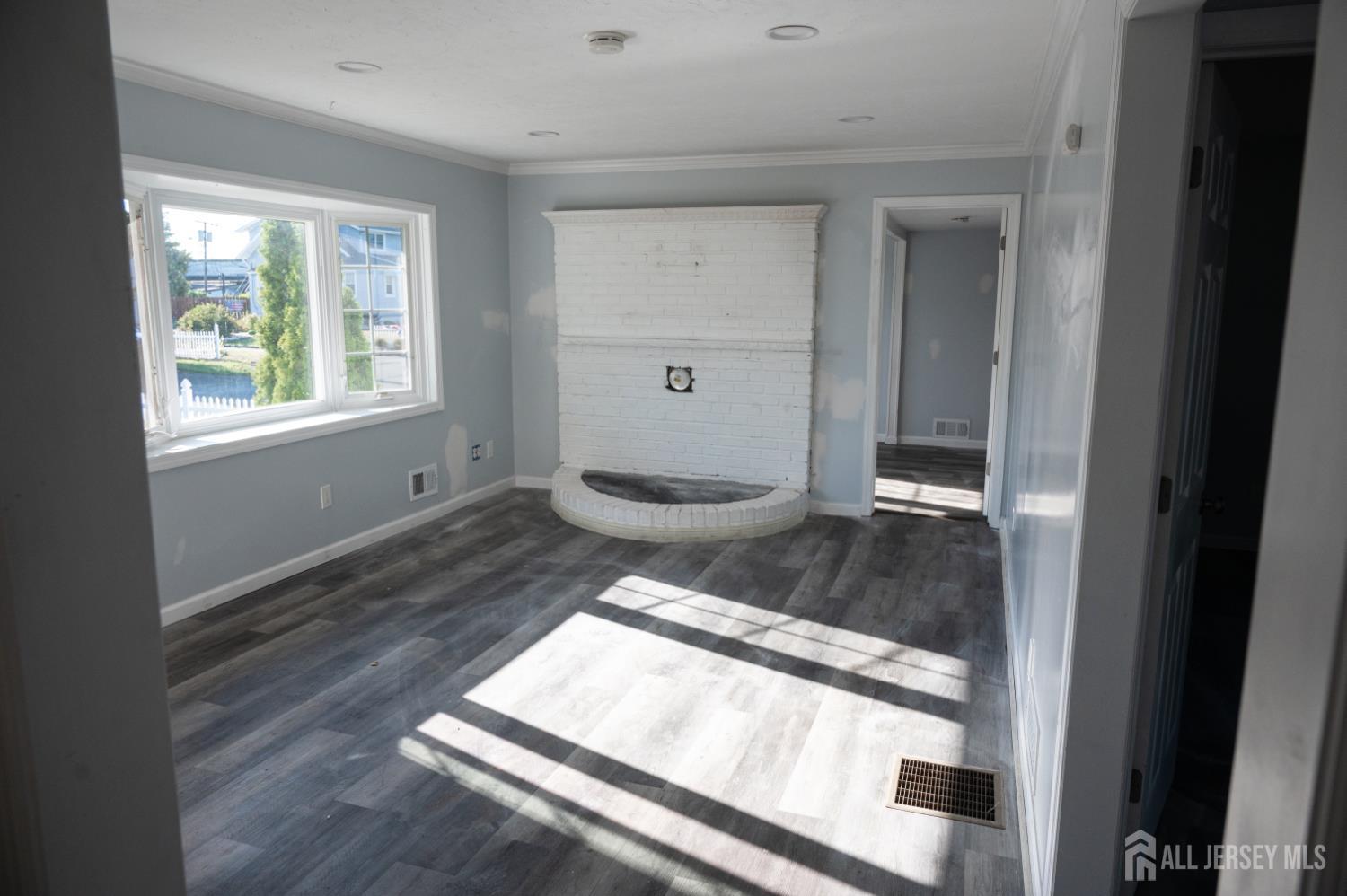 101 Perry Street Keyport, NJ 07735 - Photo 2 of 15 a view of a living room