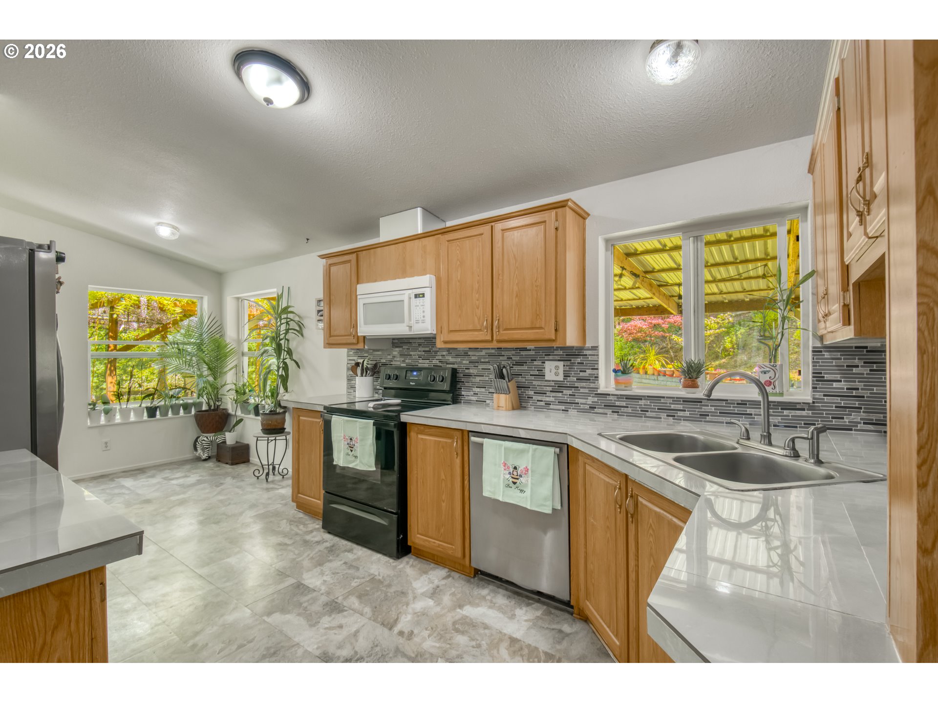 3986 Southwest Rodlun Road Gresham, OR 97080 - Photo 14 of 28
