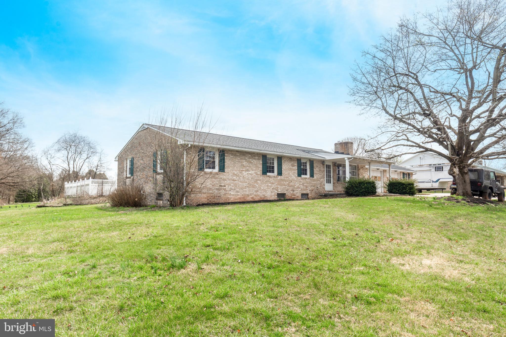 5 Sunset Drive Gettysburg, PA 17325 - Photo 29 of 56 a house view with a garden space