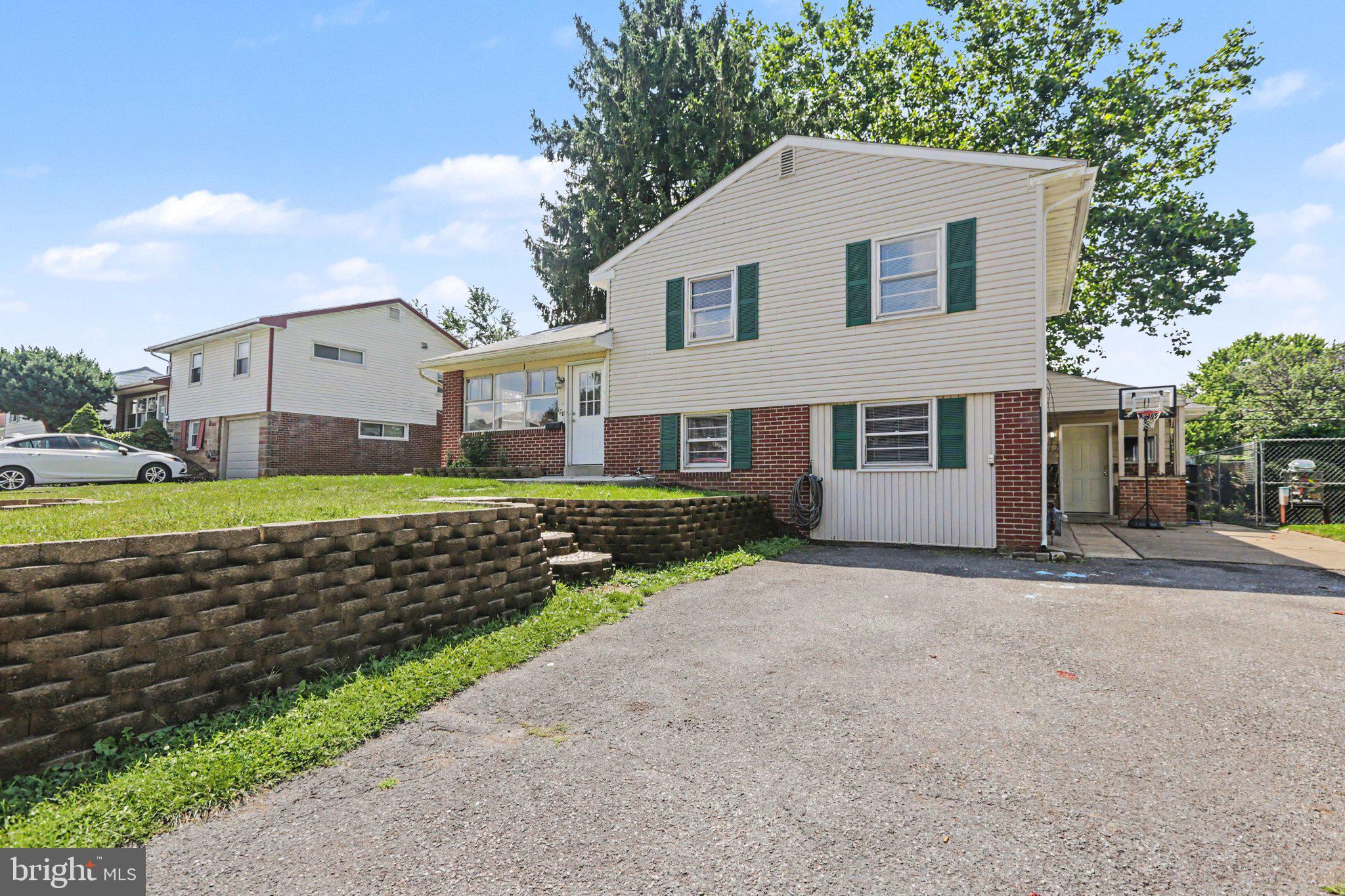 128 Henry Road Enola, PA 17025 - Photo 5 of 32 Gallery Image 5