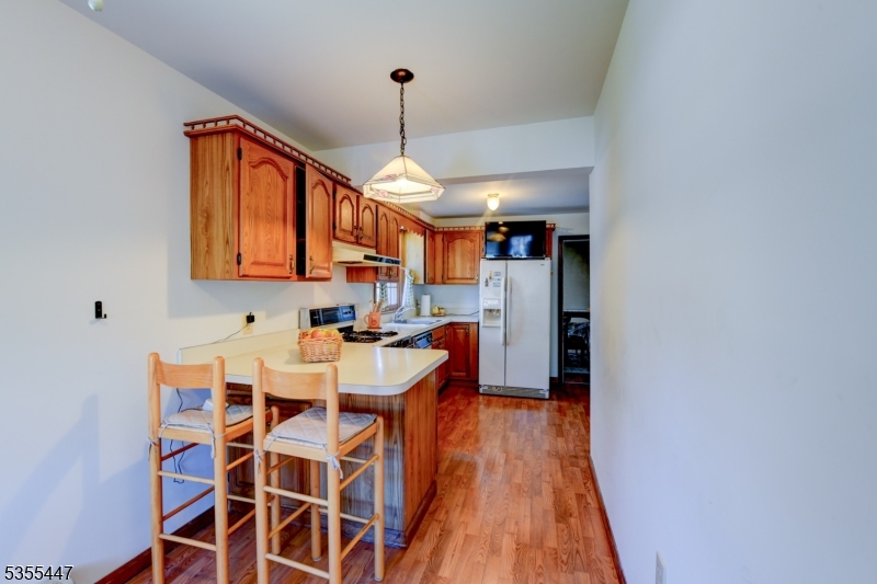 262 Chestnut Street Union, NJ 07083 - Photo 7 of 26
