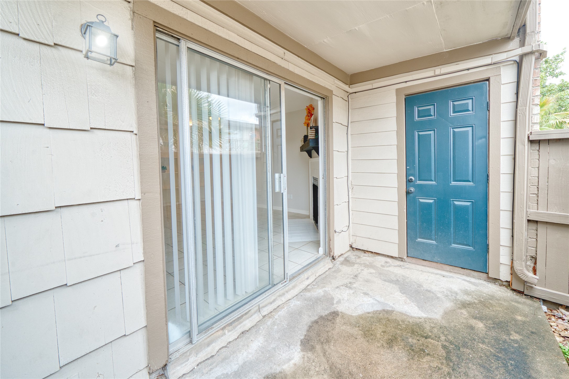 6001 Reims Road, Unit 209 Houston, TX 77036 - Photo 16 of 16 a view of a bathroom with a shower and a sink