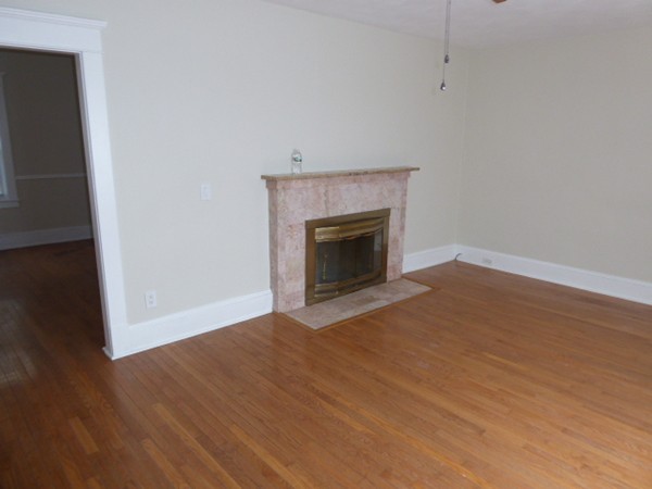 39 Eton Street Springfield, MA 01108 - Photo 8 of 17