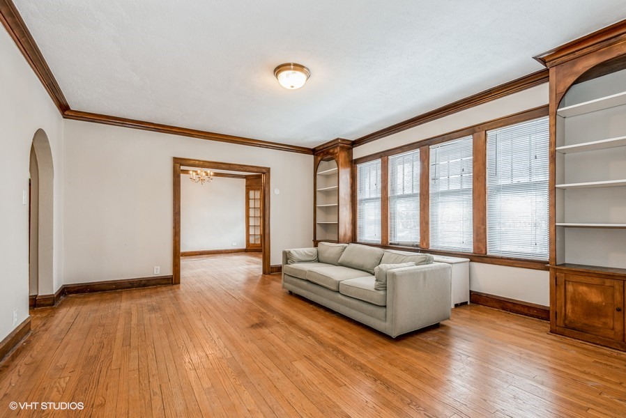 2770 Prairie Avenue, Unit 2 Evanston, IL 60201 - Photo 2 of 13