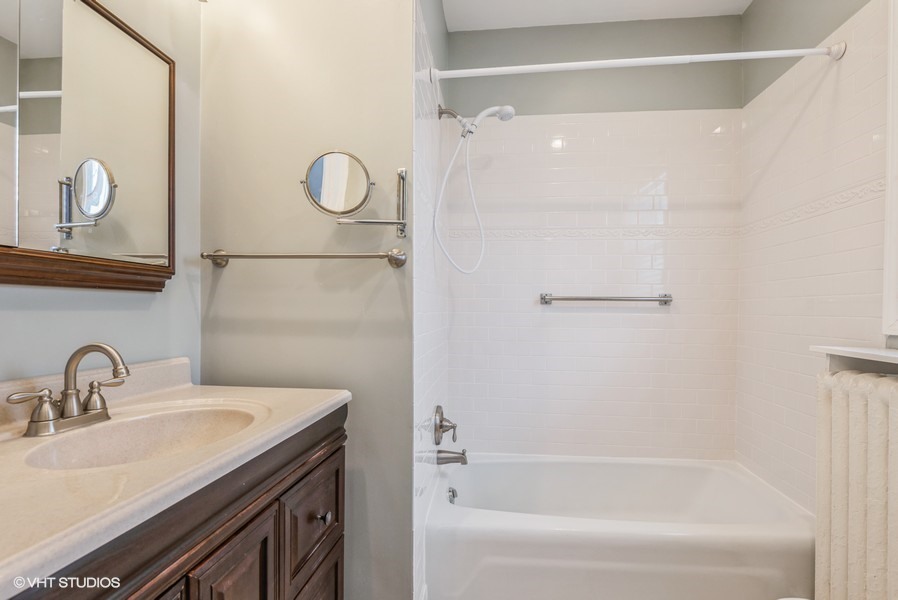 2770 Prairie Avenue, Unit 2 Evanston, IL 60201 - Photo 8 of 13