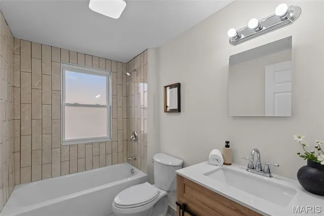 $445,000 | 5410 Tholozan Avenue, St. Louis, MO 63109