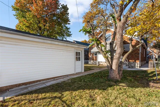 $445,000 | 5410 Tholozan Avenue, St. Louis, MO 63109