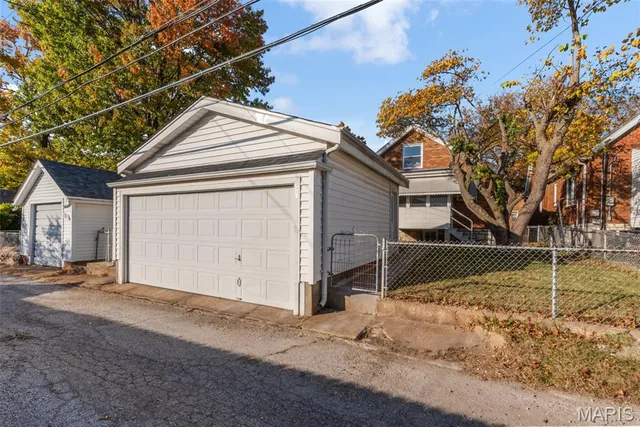 $445,000 | 5410 Tholozan Avenue, St. Louis, MO 63109