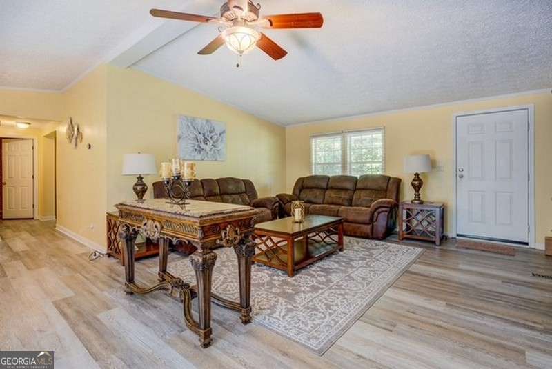 119 Shoals Point Eatonton, GA 31024 - Photo 8 of 110