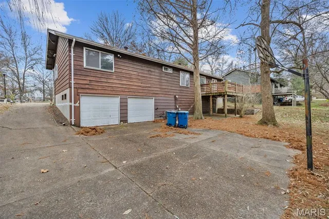 $225,000 | 807 Garonne Drive, Manchester, MO 63021