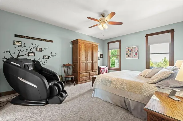 $1,275,000 | 18511 224th Street, Tonganoxie, KS 66086