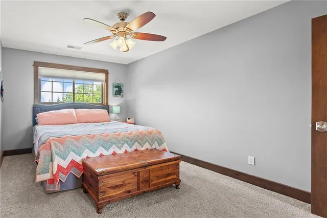 $1,275,000 | 18511 224th Street, Tonganoxie, KS 66086