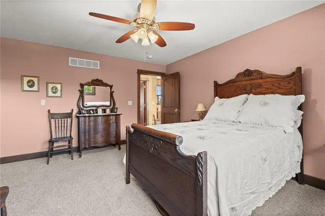 $1,275,000 | 18511 224th Street, Tonganoxie, KS 66086