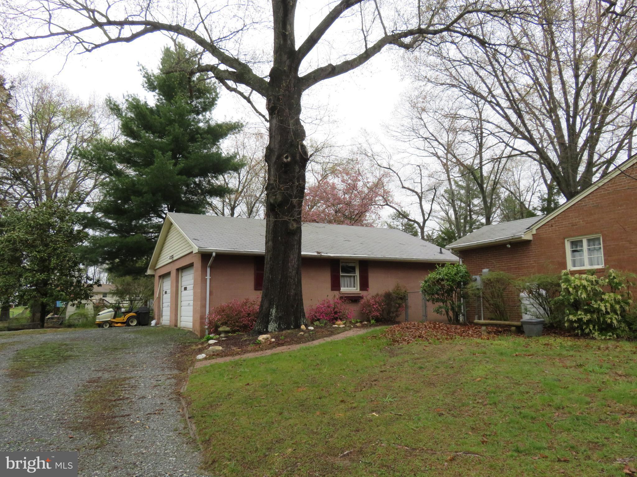 1031 Ficklen Road Fredericksburg, VA 22405 - Photo 3 of 26 Exterior (Front)