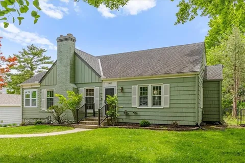 $550,000 | 2813 West 51st Street, Westwood, KS 66205