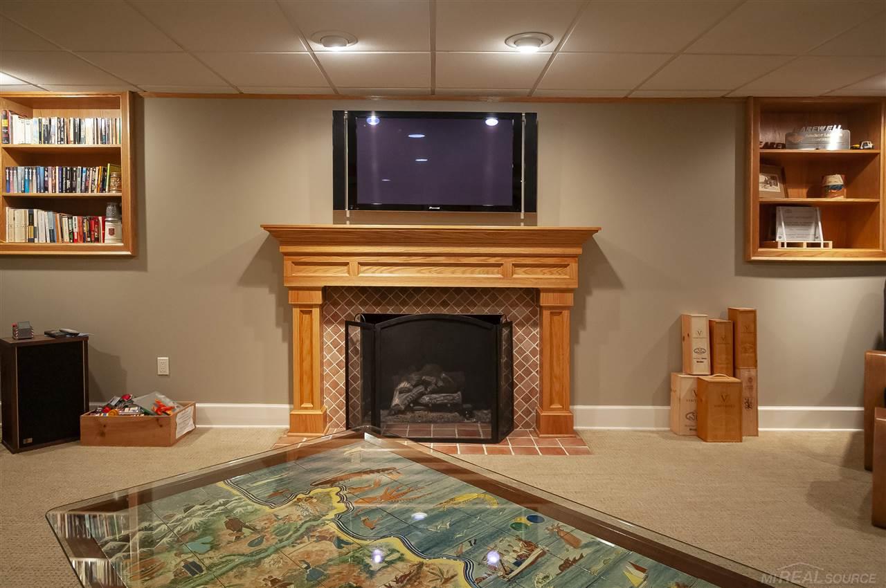 74 Lewiston Road Grosse Pointe Farms, MI 48236 - Photo 47 of 67