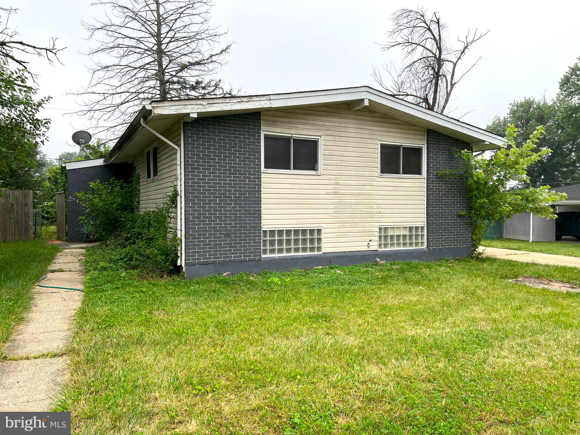 4761 Bonnie Brae Road Pikesville, MD 21208 - Photo 13 of 15 a view of a house with a yard